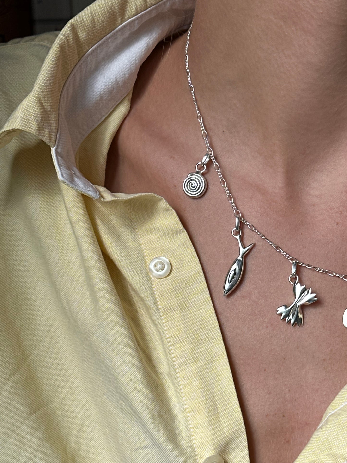 SET OF 3 CHARMS + CHAIN BUNDLE
