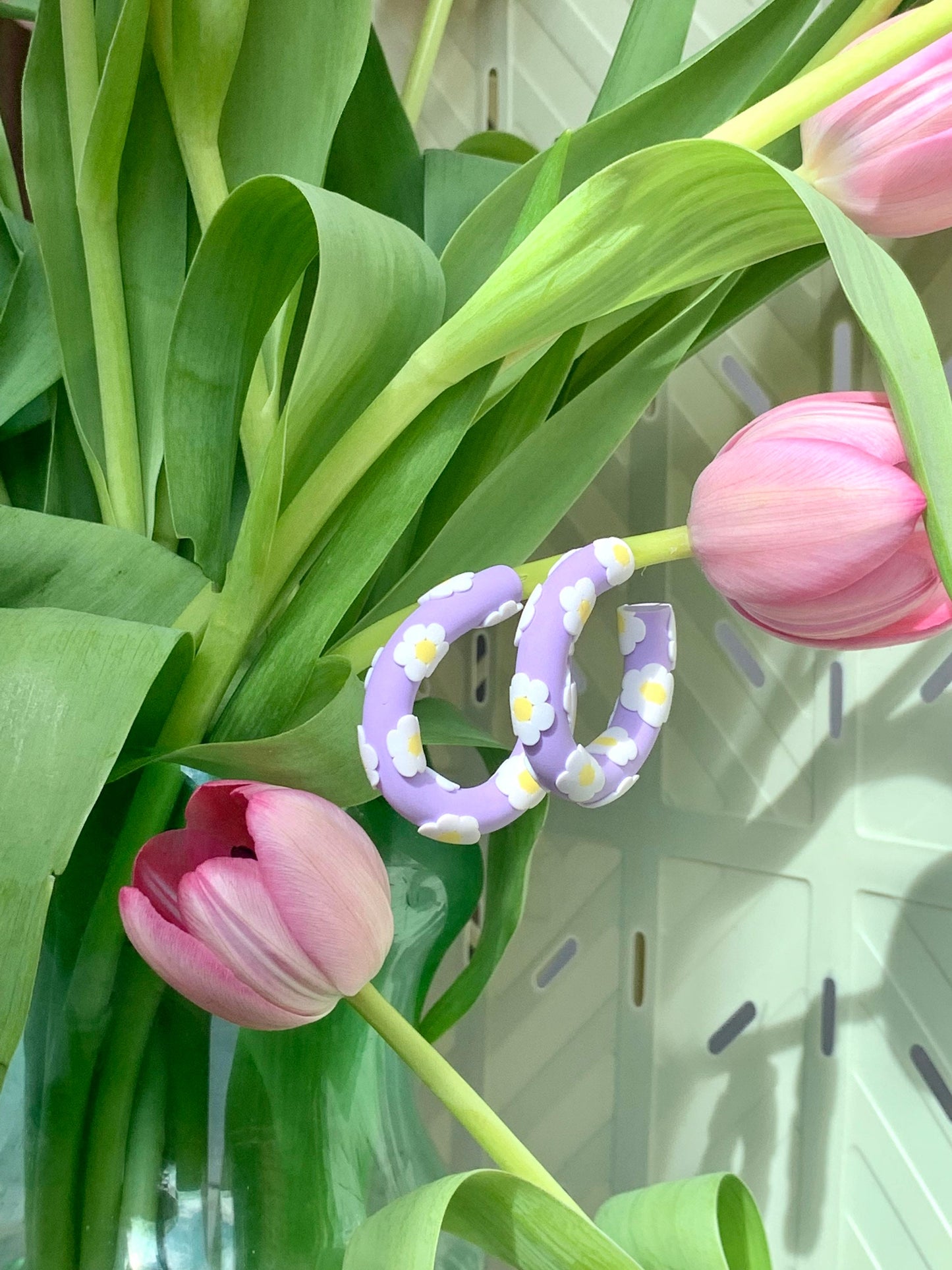 LILAC DASIY HOOPS