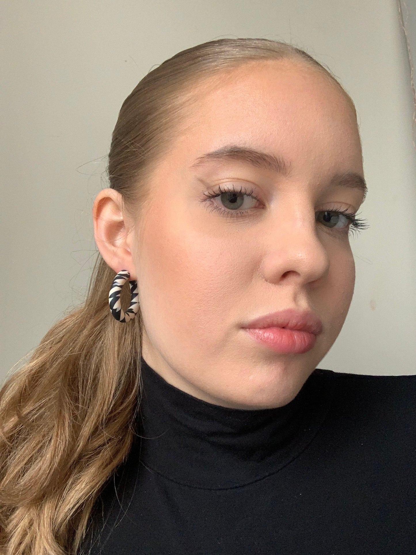 BLACK AND CREAM CHECKERBOARD HOOPS
