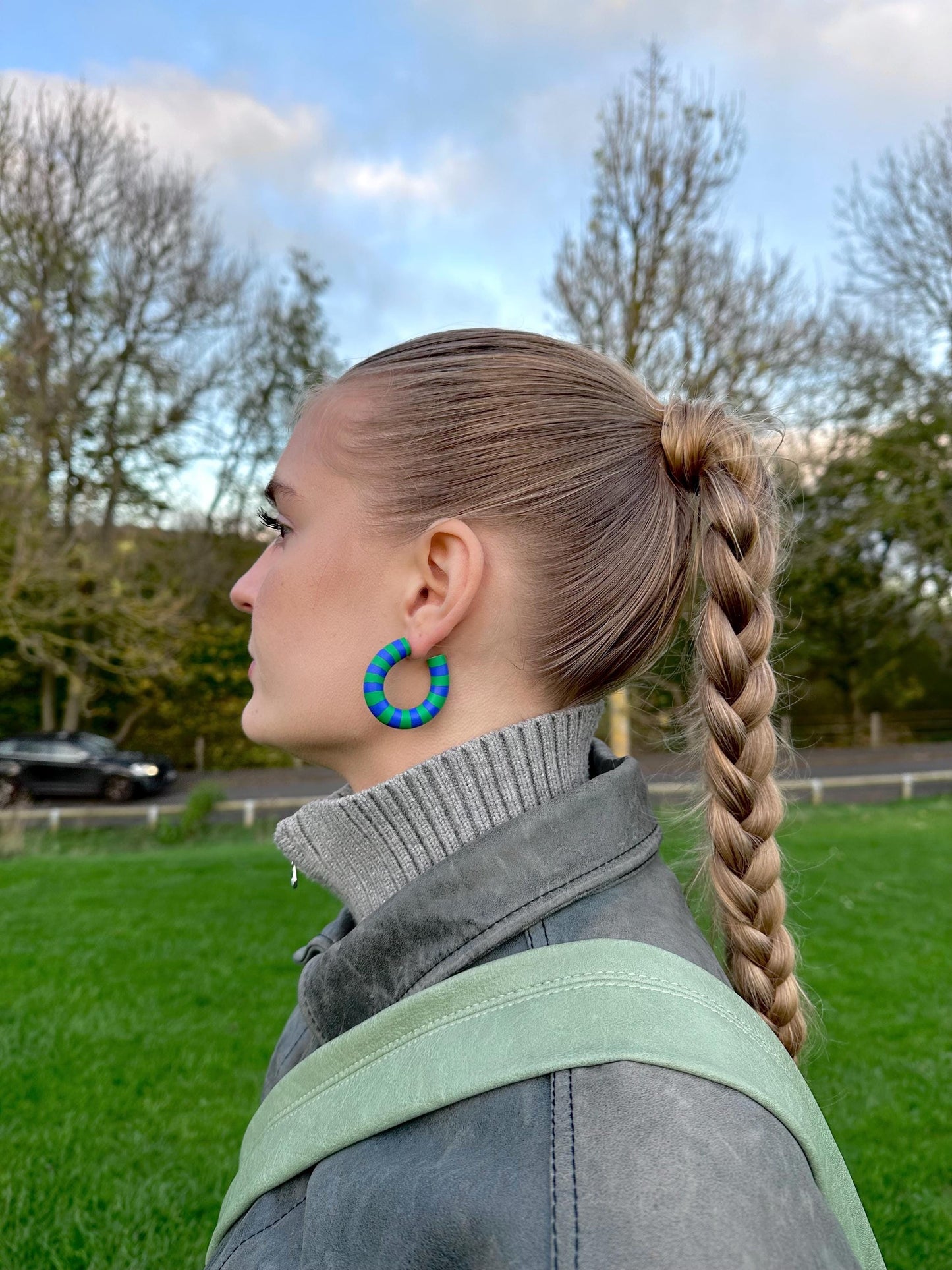 STRIPED HOOPS