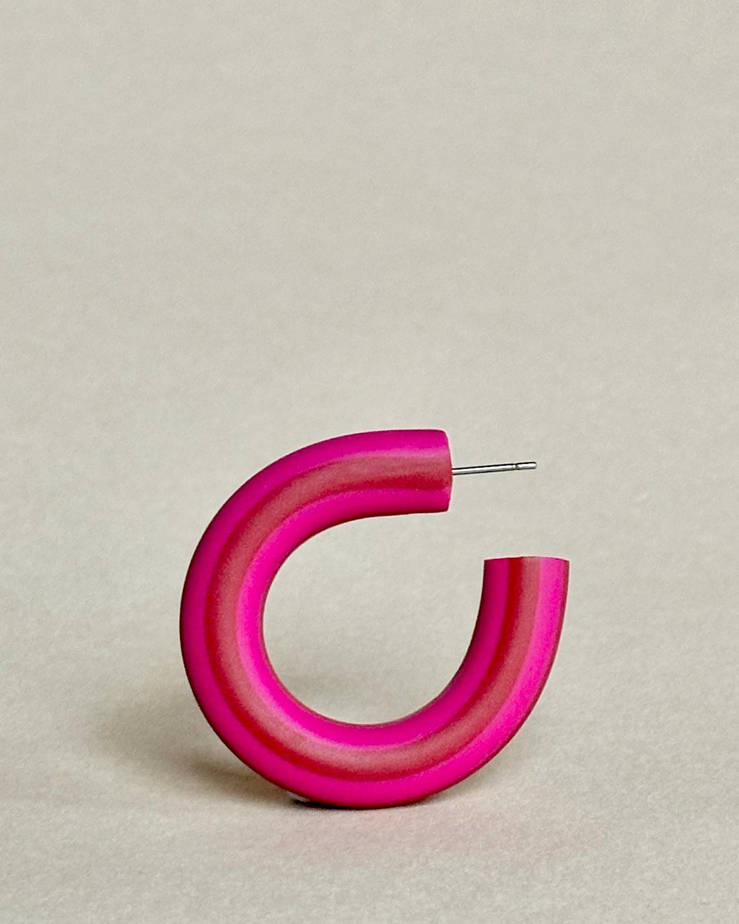 STRIPED HOOPS