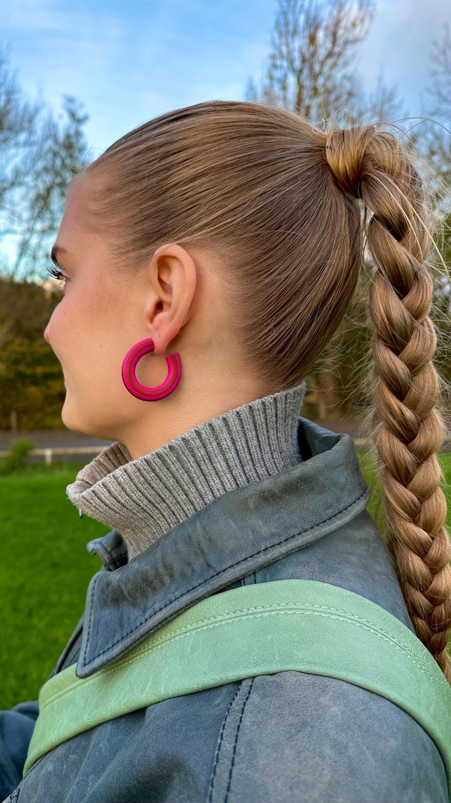STRIPED HOOPS