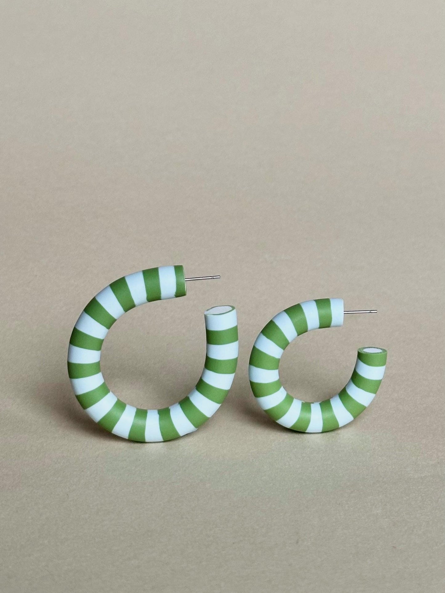 STRIPED HOOPS