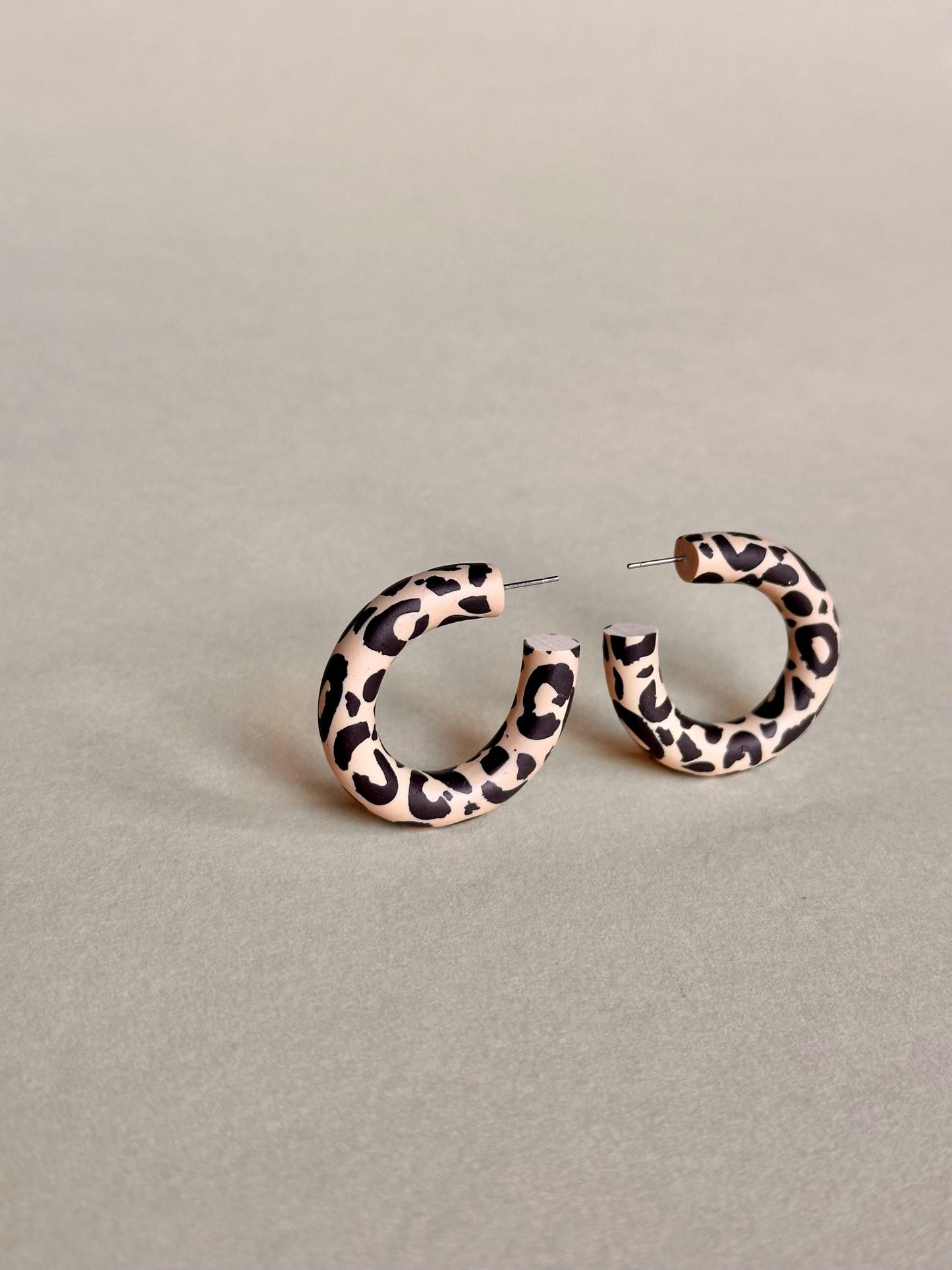 LEOPARD HOOPS