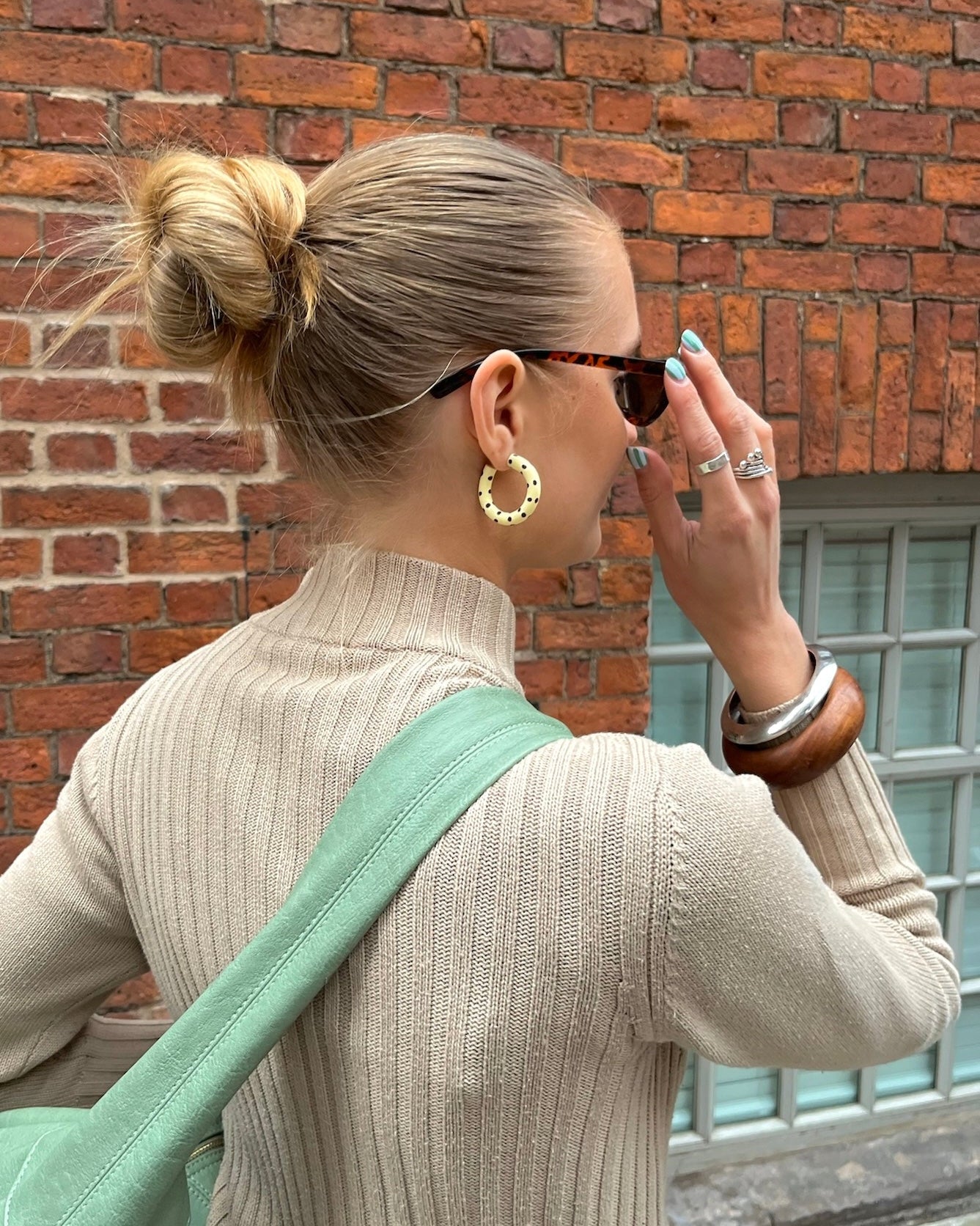 POLKA DOT HOOPS