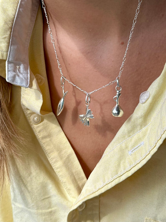 SET OF 3 CHARMS + CHAIN BUNDLE