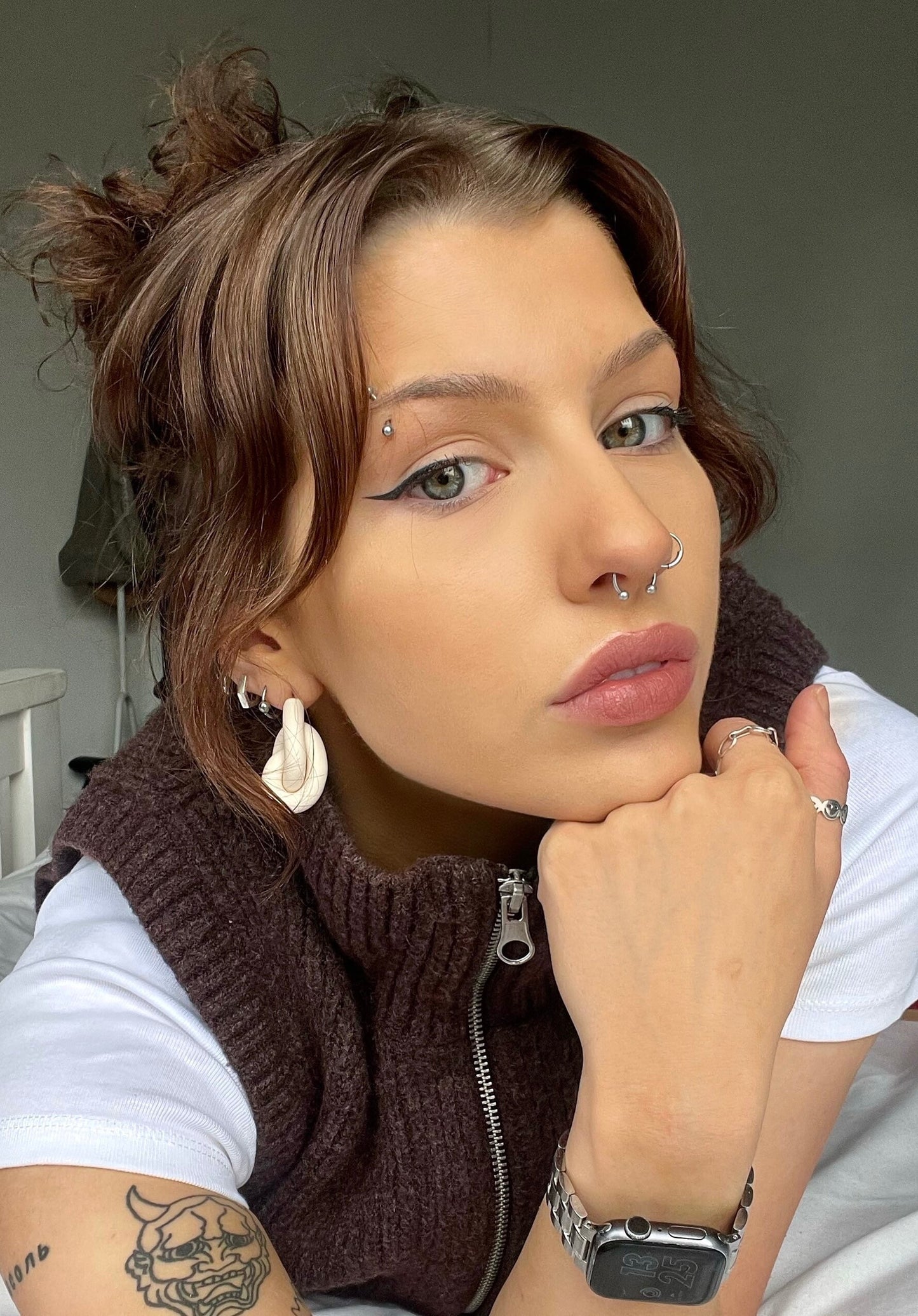 KNOT HOOPS