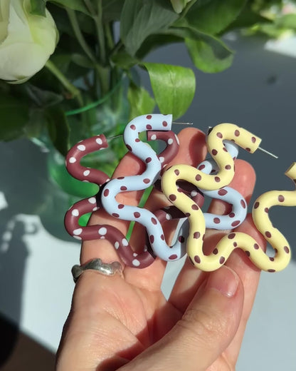 POLKA DOT WIGGLES